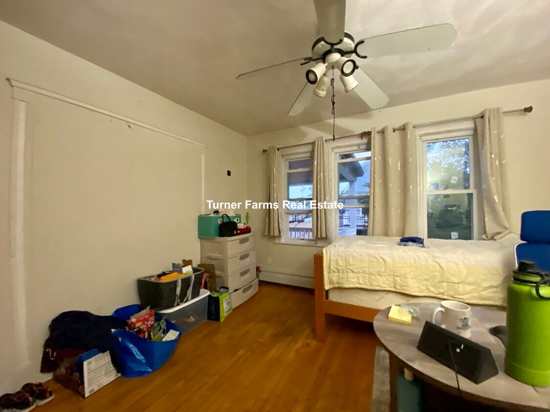 20 Chetwynd Rd Somerville, MA 02144 Alquileres en Somerville, MA