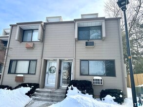 Building Photo - 168 Belltown Rd