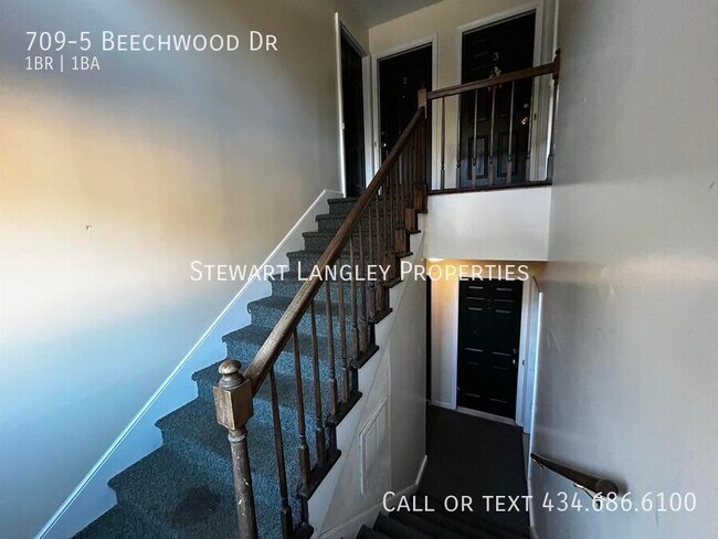 Foto del edificio - 709 Beechwood Dr