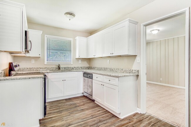 Foto del edificio - 2032 Parker Ranch Rd SE