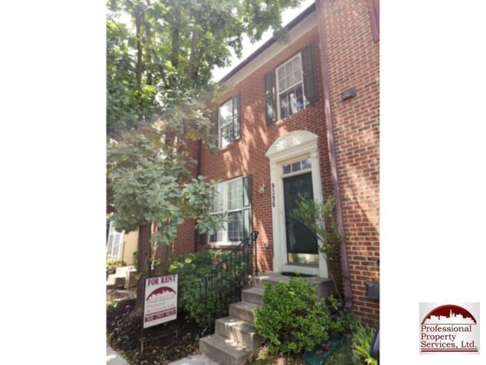 Primary Photo - Price Reduction! Luxury Townhome!