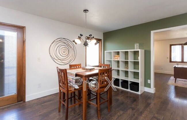 Foto del edificio - 6 Lambeth Cir