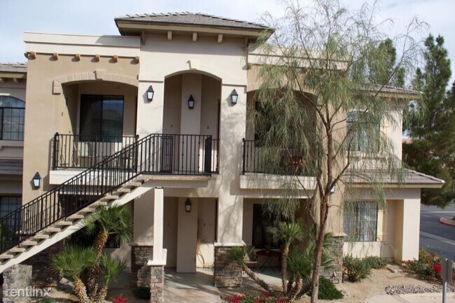 Building Photo - 50650 Santa Rosa Plaza