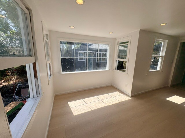 Zona de estar de la cocina - 9322 Franklin St