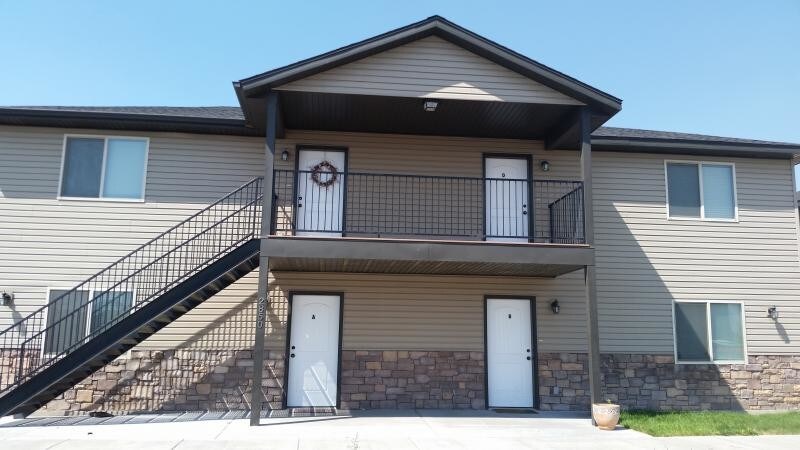 Building Photo - 2850 Hunters Loop Unit a