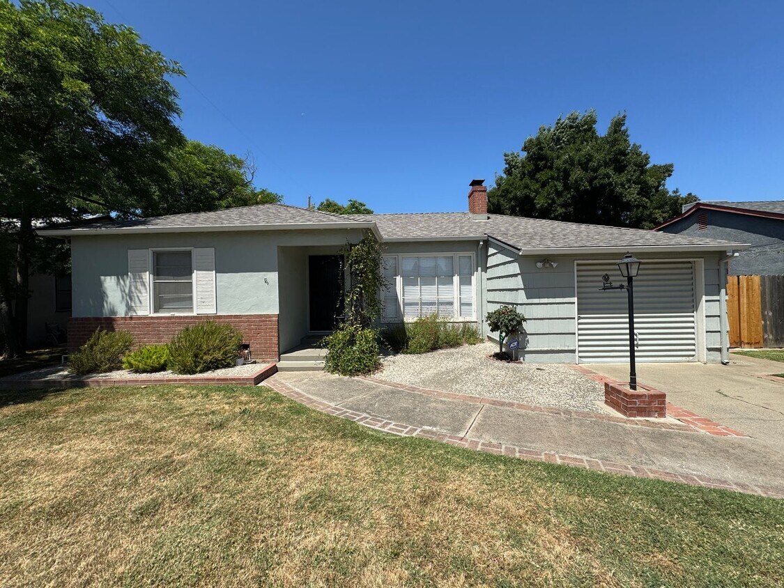 Foto principal - 4710 23rd St