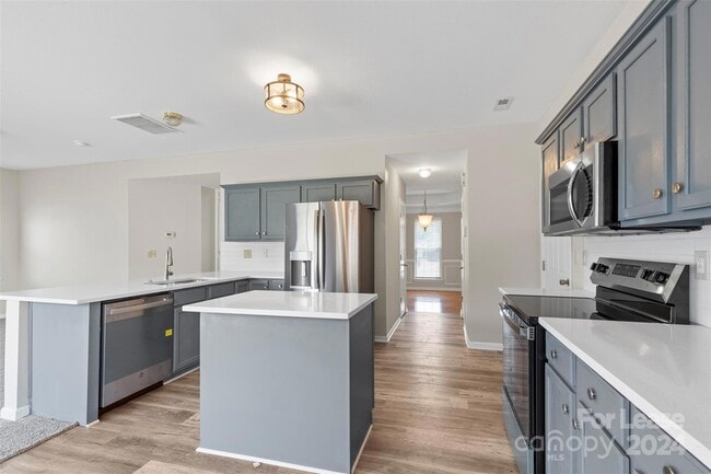 Building Photo - 16061 Stuarts Draft Court