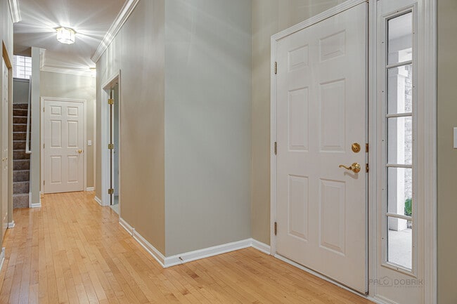 Building Photo - 1999 Trevino Terrace