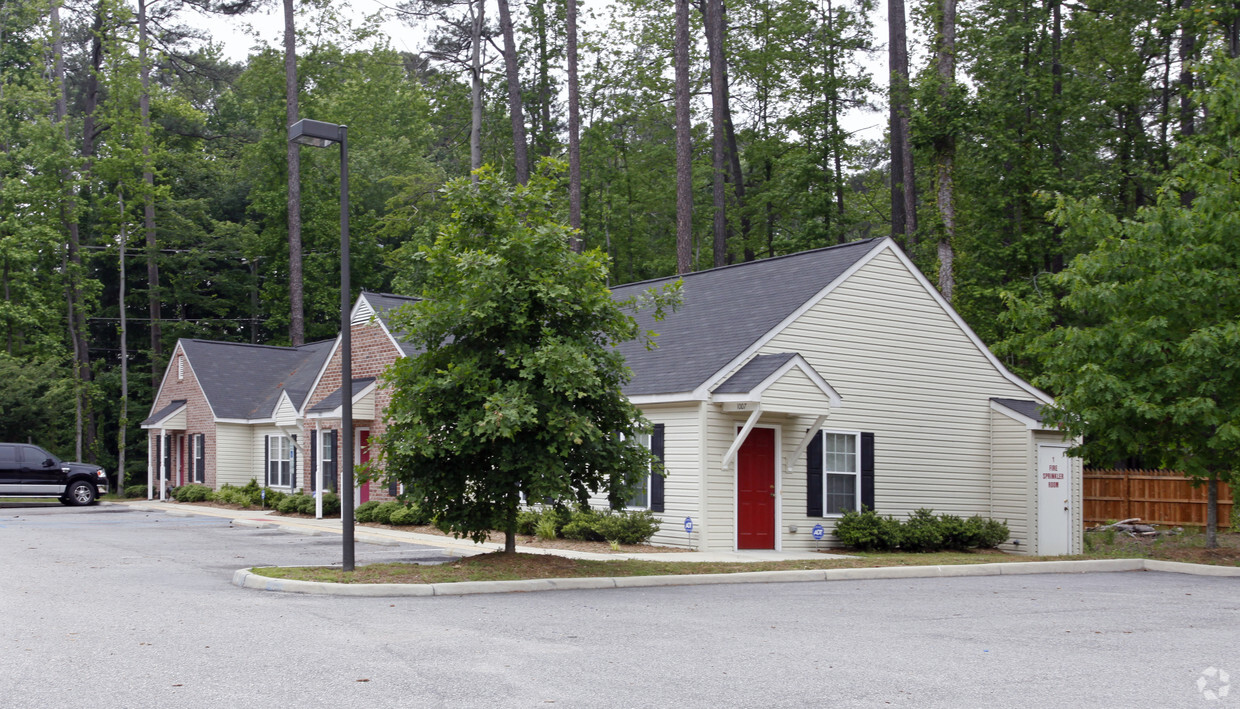 Foto del edificio - Oyster Point Village