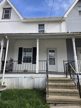 Building Photo - 25 Mount St