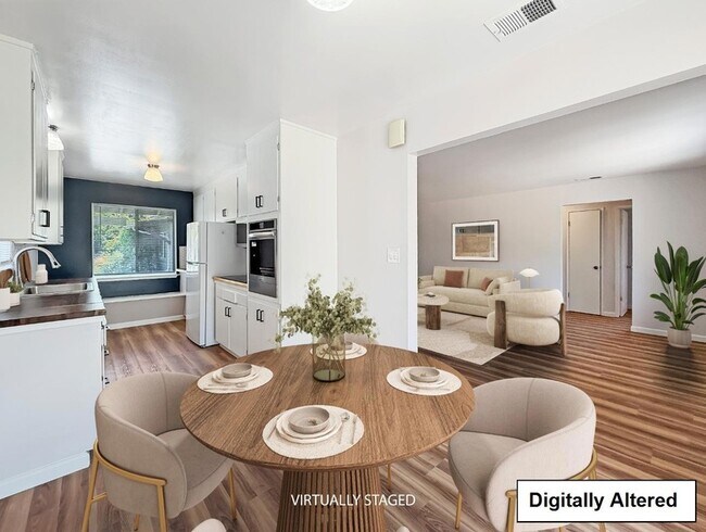 Foto del edificio - 1323 Warner Ave