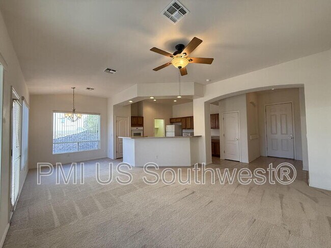 Foto del edificio - 2657 Edgewater Dr