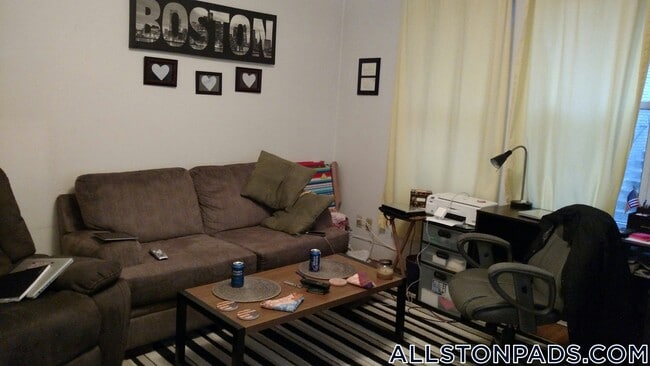 Foto del edificio - 15 Scottfield Rd