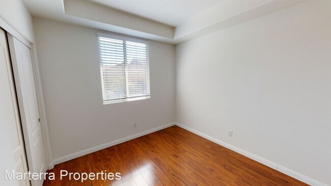 Building Photo - 3 br, 3.5 bath House - 307 Blue Sky Dr