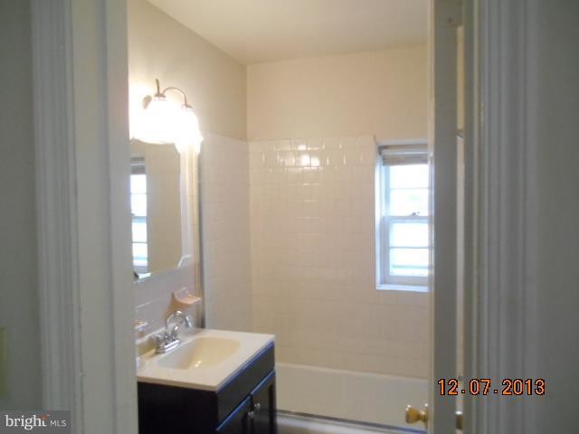 Primary Photo - 2114 38th St SE