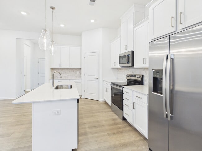 Building Photo - 5511 Wolfpack Aly