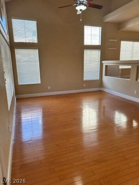 Foto del edificio - 3920 Larkcrest St