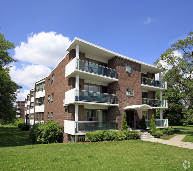 Primary Photo - Don Mills (1053)