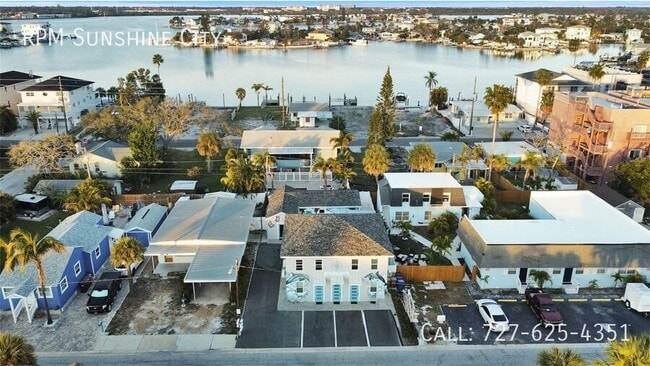 Photo - 14135 Palm St Apartment