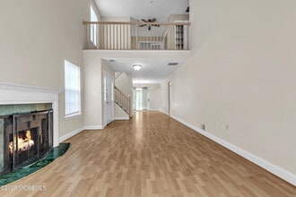 Building Photo - 2106 Grassy Hollow Dr