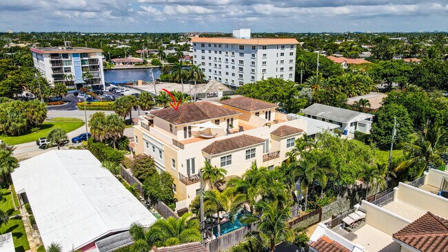 Building Photo - 1840 Coral Ridge Dr