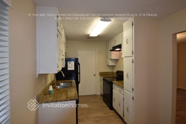 Building Photo - 1163 Sandalwood Dr