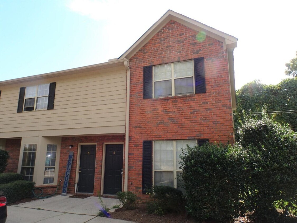 314 Harwell Ave Unit 4, LaGrange, GA 30240 Room for Rent in LaGrange, GA