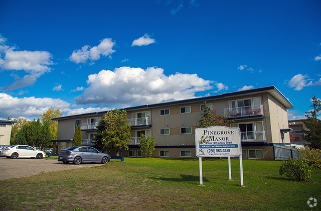 Building Photo - Pinegrove Manor Apartments