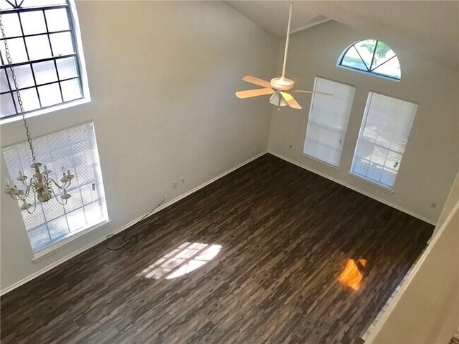 Building Photo - 15039 Wells Port Dr