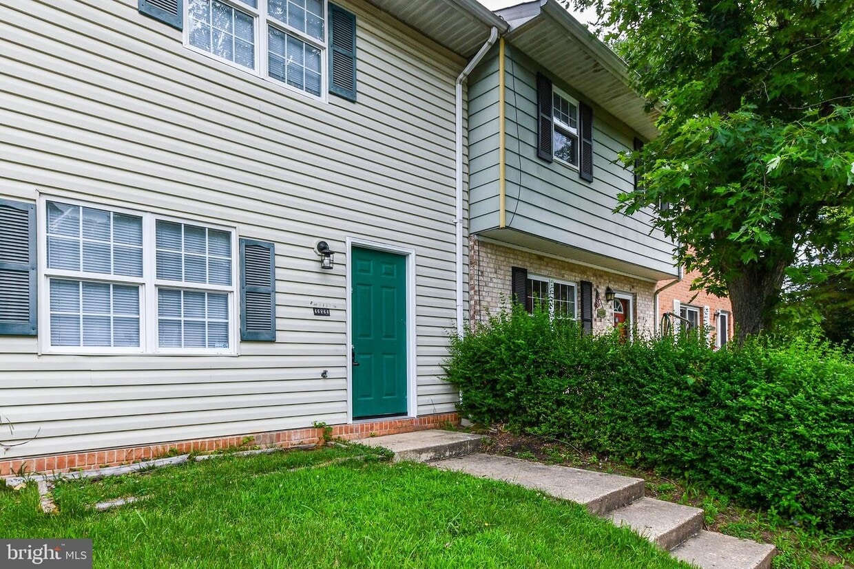 46864 Rogers Dr, Lexington Park, MD 20653 Townhome Rentals in