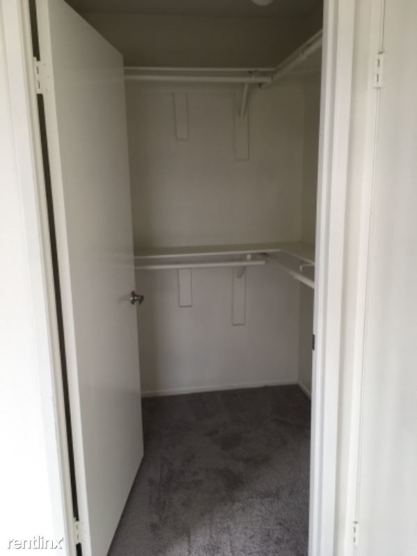 Foto del edificio - 2 br, 2 bath Apartment - 2611 Virginia Rd