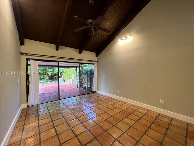 Building Photo - 7512 SW 95th Pl