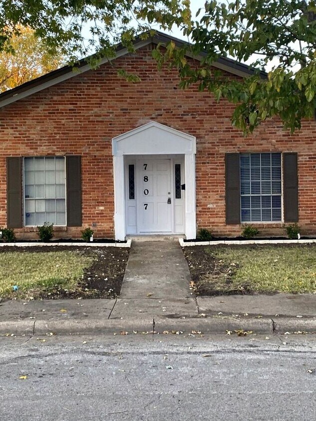 7807 Village Trail Dr, Dallas, TX 75254 House Rental in Dallas, TX