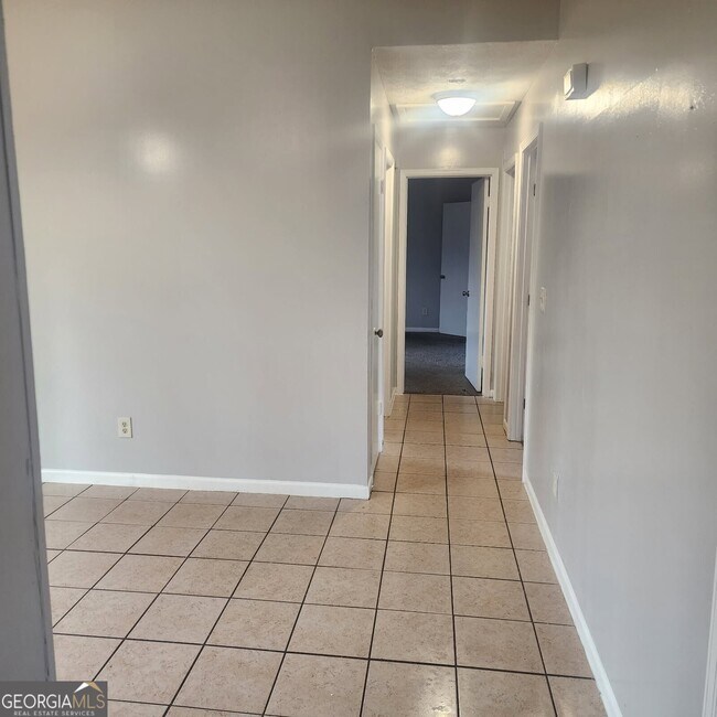 Foto del edificio - 3981 Skidmore Ct