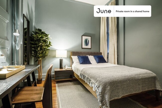 Private bedroom in 4 bed/1 bath Home - Private bedroom in 4 bed/1 bath Home