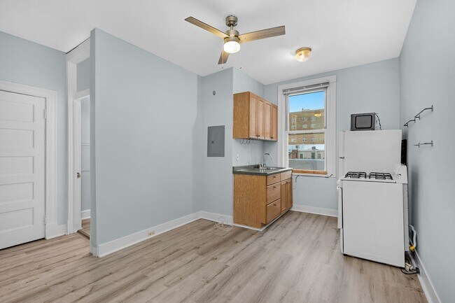 Foto del edificio - 3114 N Calvert St