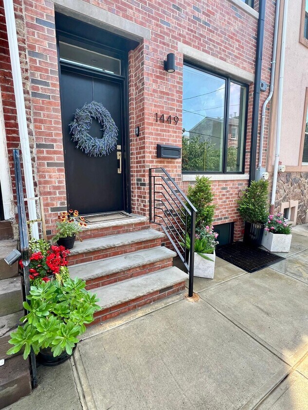 Foto principal - 1449 N 4th St