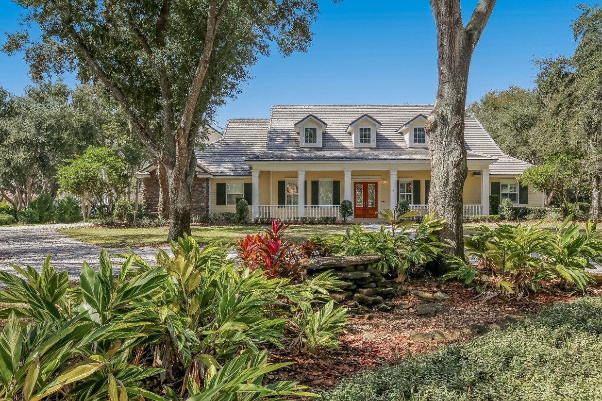 Foto principal - 317 Lakeshore Point Blvd