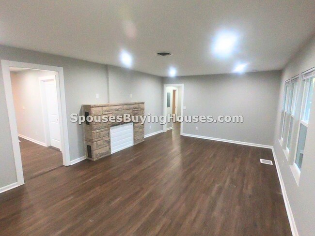 Foto del edificio - 717-719 W 4th St
