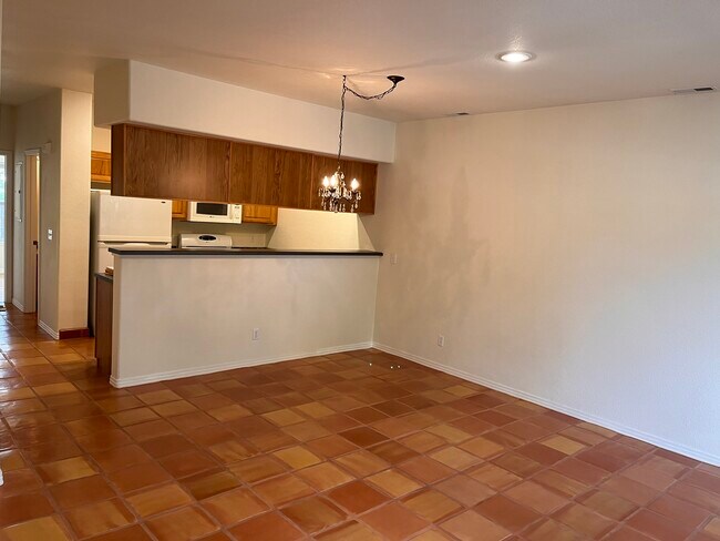 Living/dining area - 5 New Village Ave