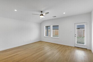 Building Photo - 1718 Battisti Dr