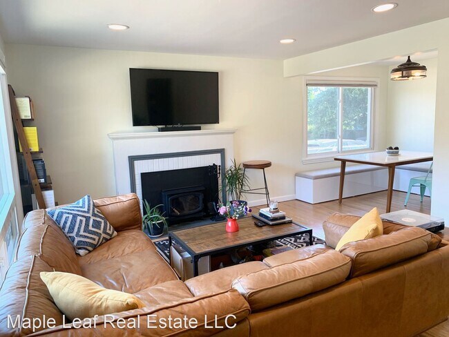 Foto del edificio - 3 br, 1.5 bath House - 1466 20TH AVE