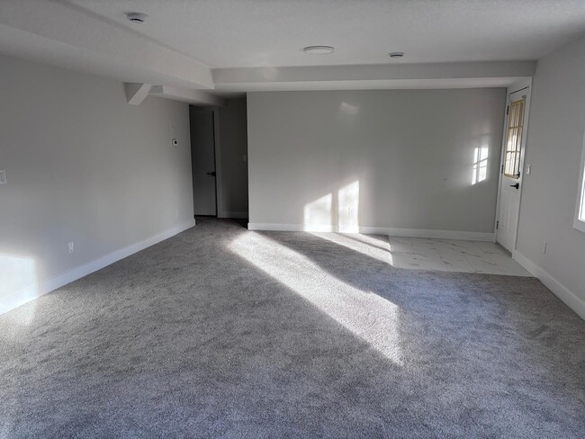 Building Photo - 70 Edgebank Cir NW