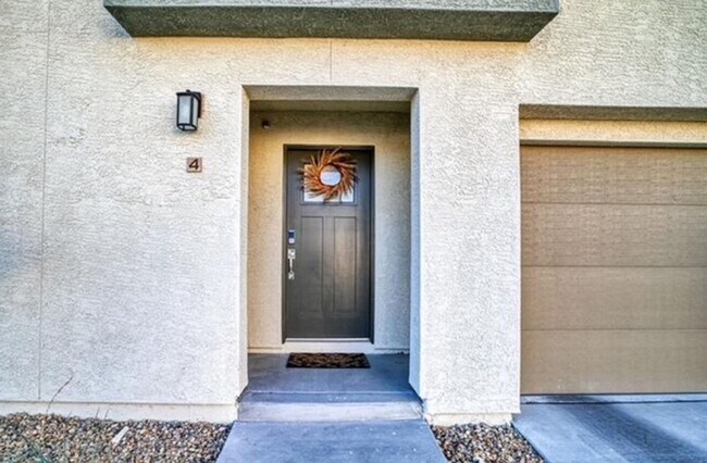 Foto del edificio - MOVE IN SPECIAL-SEE DETAILS FOR THIS BEAUT...