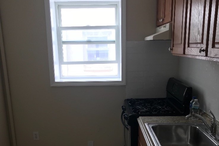 Primary Photo - 2508 85th St