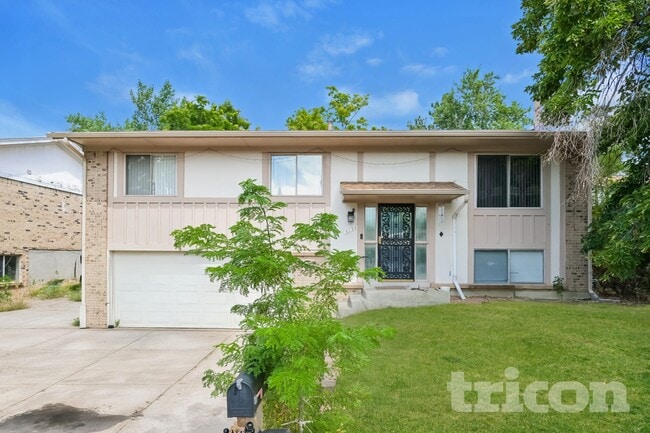 Building Photo - 3134 S Richfield St