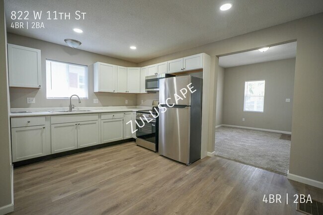 Foto del edificio - 822 W 11th St