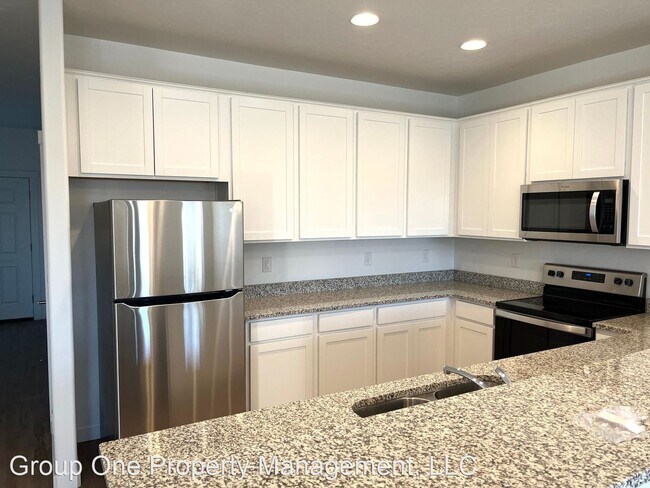 Foto del edificio - 2 br, 2 bath House - 5500 Cherry Lane