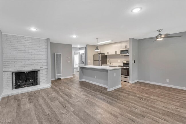 Building Photo - Cherryhill