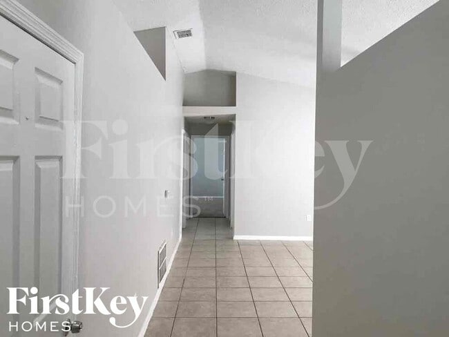 Building Photo - 6505 Viewpoint Ct
